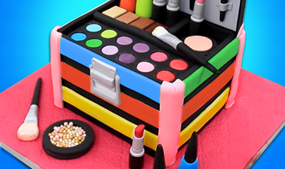 Girl Makeup Kit Comfy Cakes Pretty Box Bakery Game